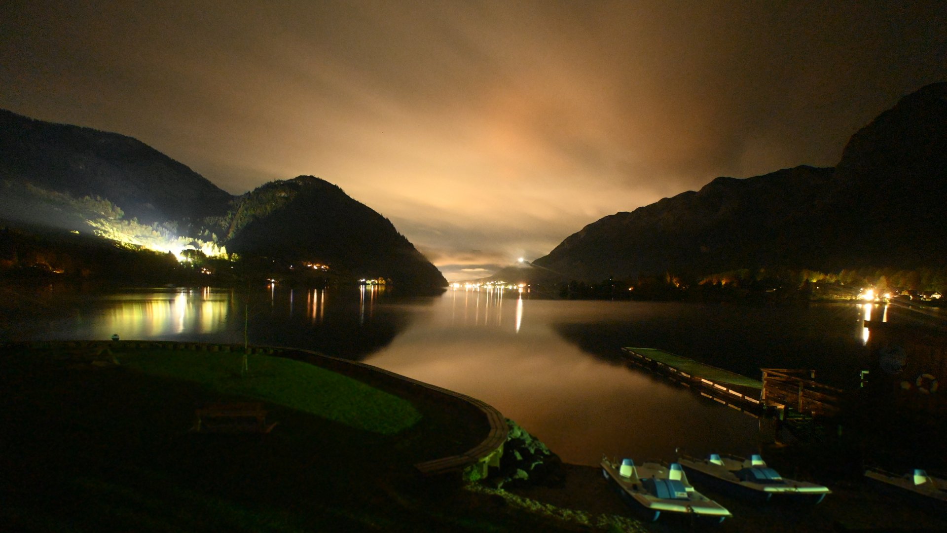 Live webcam view Grundlsee | Rostiger Anker