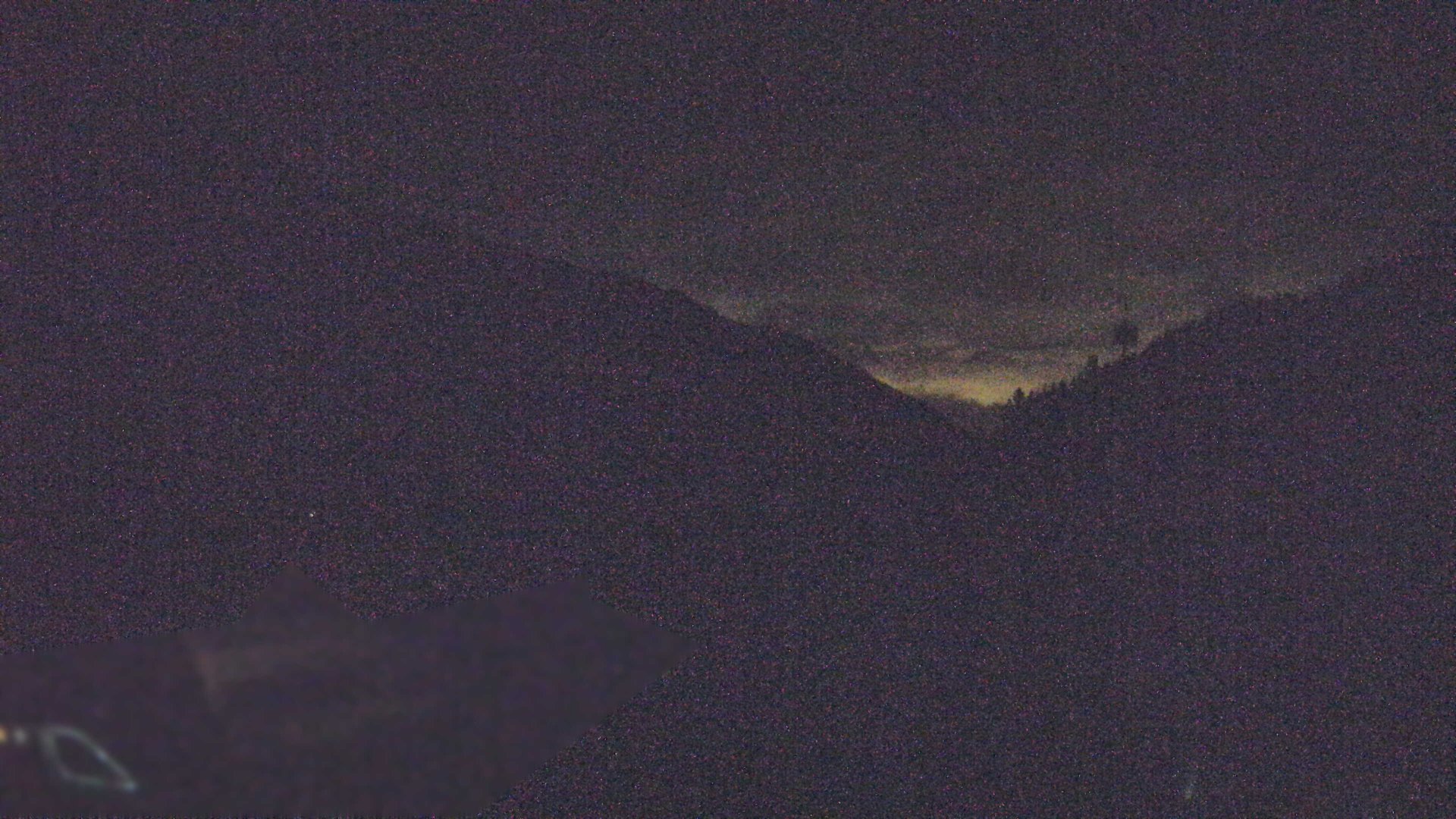 Live webcam view Weidener Hütte | North