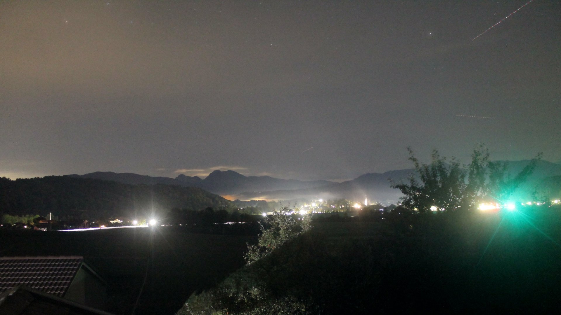 Live webcam view Vachendorf-Wimpasing towards the southeast